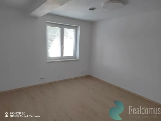 Pronájem bytu 3+kk, Trhové Sviny, Pekárenská, 86 m2