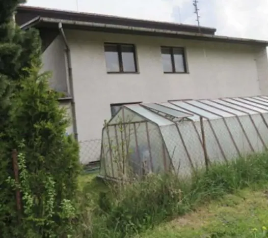 Dražba rodinného domu, Vrchy, 193 m2