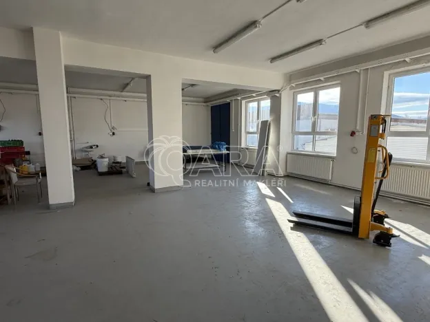 Pronájem skladu, Frenštát pod Radhoštěm, Martinská čtvrť, 482 m2