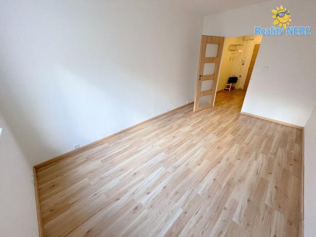 Pronájem bytu 2+kk, Praha - Smíchov, U Demartinky, 47 m2
