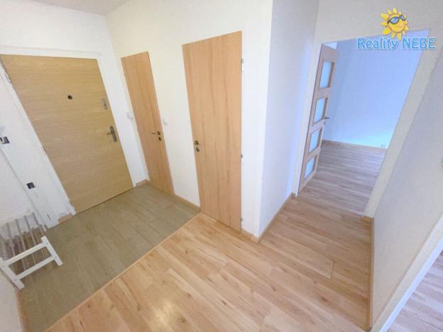 Pronájem bytu 2+kk, Praha - Smíchov, U Demartinky, 47 m2