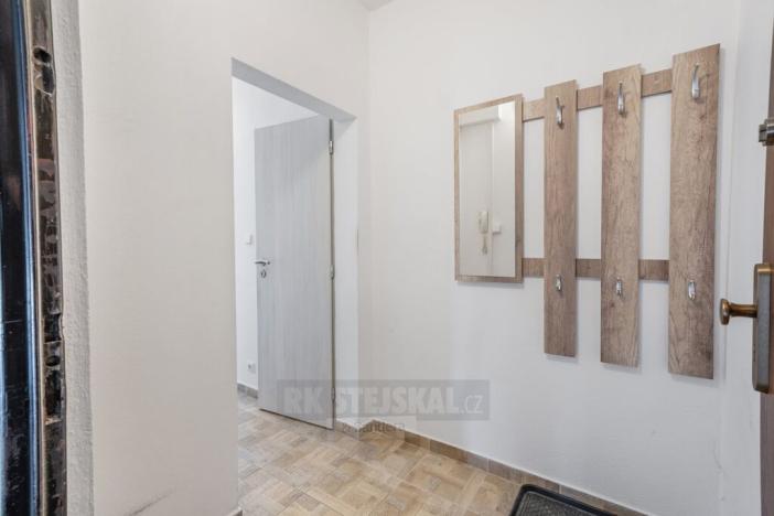 Prodej bytu 1+1, České Velenice, Sídliště na Sadech, 43 m2