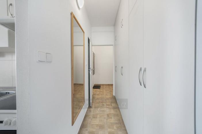 Prodej bytu 1+1, České Velenice, Sídliště na Sadech, 43 m2