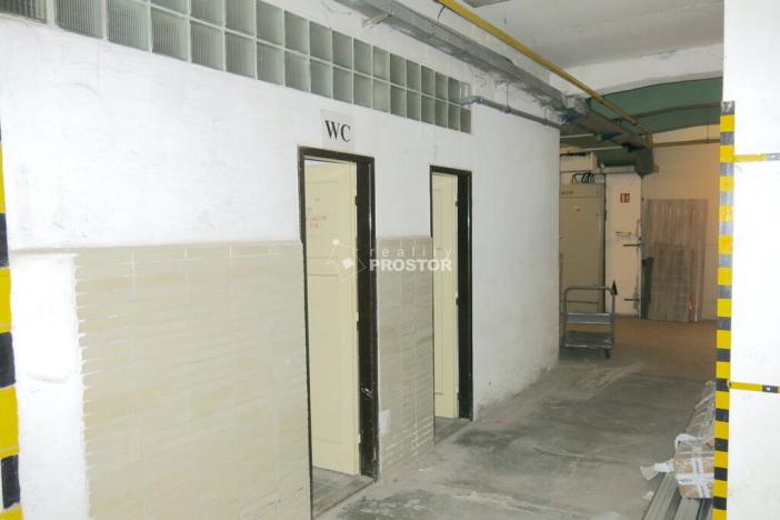 Pronájem skladu, Jirny, Tovární, 683 m2