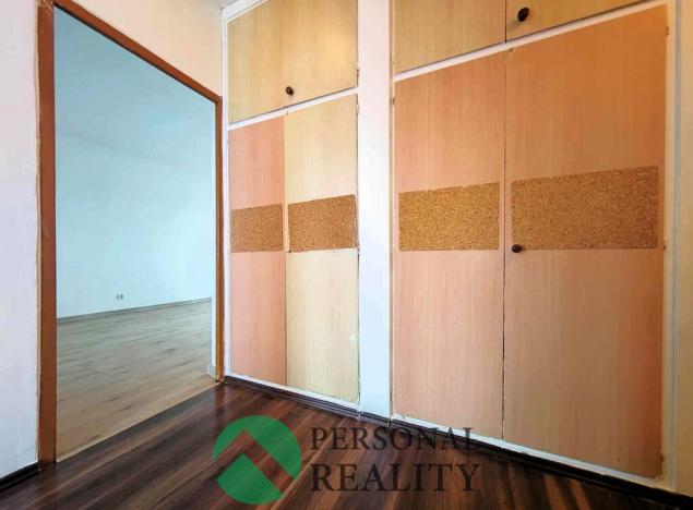 Pronájem bytu 2+1, Ostrov, Kollárova, 60 m2