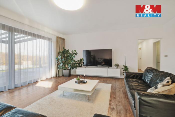 Prodej rodinného domu, Loukovec, 213 m2