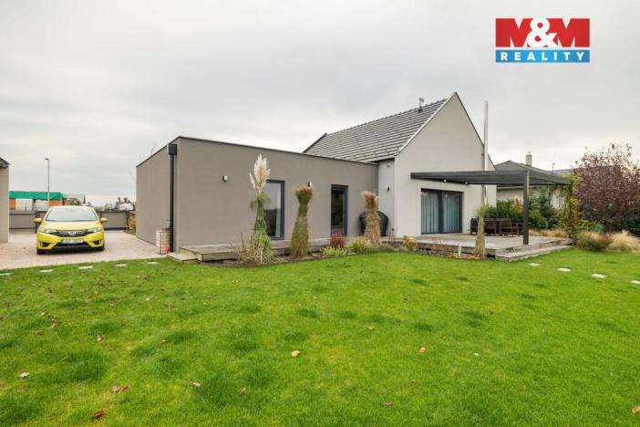 Prodej rodinného domu, Loukovec, 213 m2