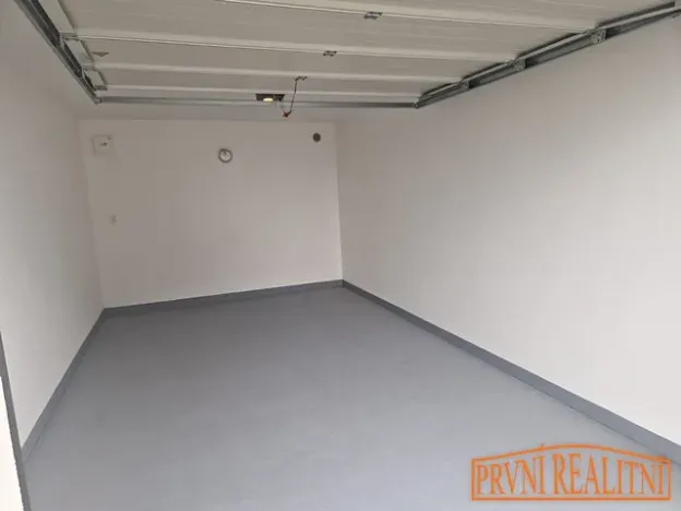 Prodej garáže, Uherský Brod, Františka Kožíka, 21 m2
