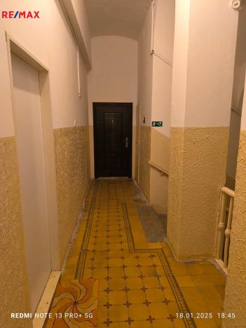 Prodej bytu 2+1, Karlovy Vary, Vřídelní, 74 m2