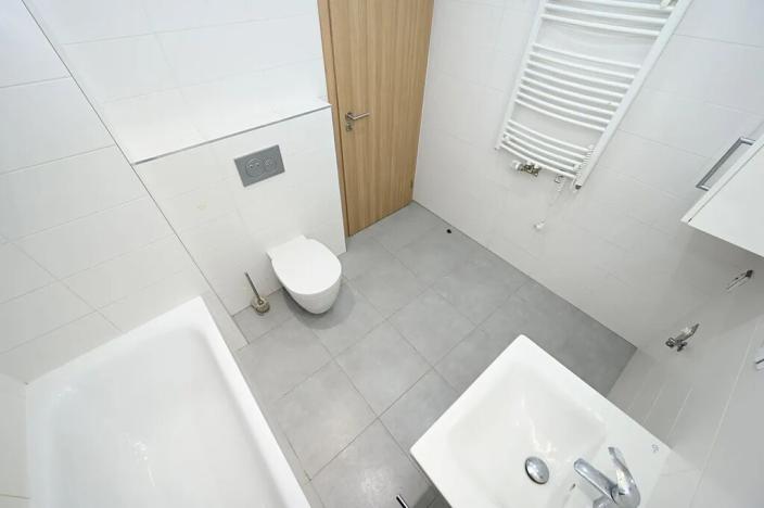 Pronájem bytu 1+kk, Praha - Liboc, Evropská, 56 m2