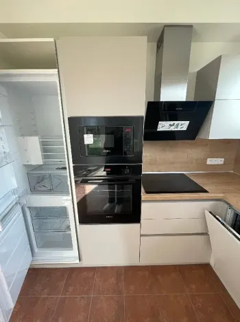 Pronájem rodinného domu, Pardubice, 28. října, 262 m2