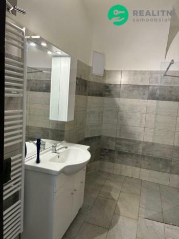 Pronájem bytu 2+1, Svrkyně, 90 m2