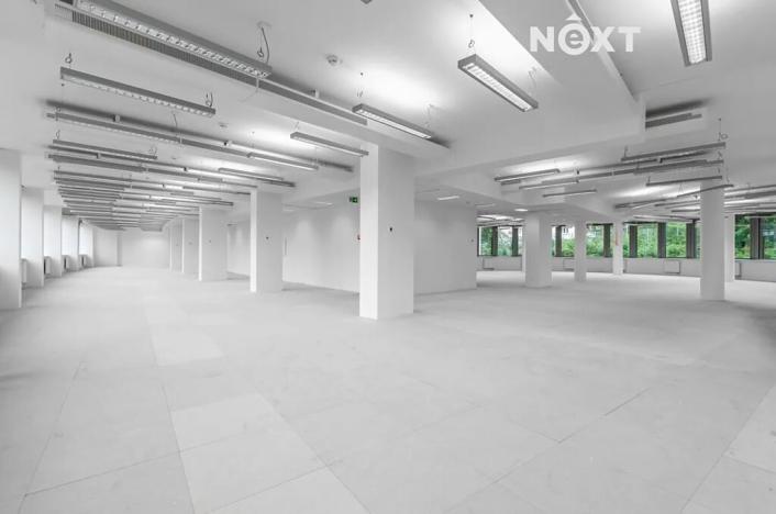 Pronájem kanceláře, Praha - Nusle, Lomnického, 208 m2