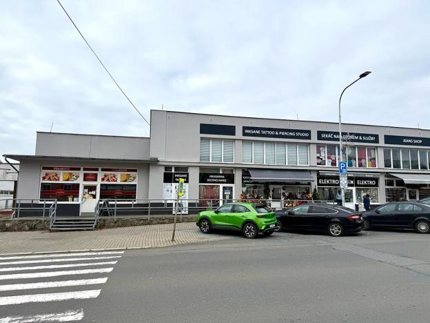 Pronájem obchodního prostoru, Kopřivnice, Štefánikova, 37 m2