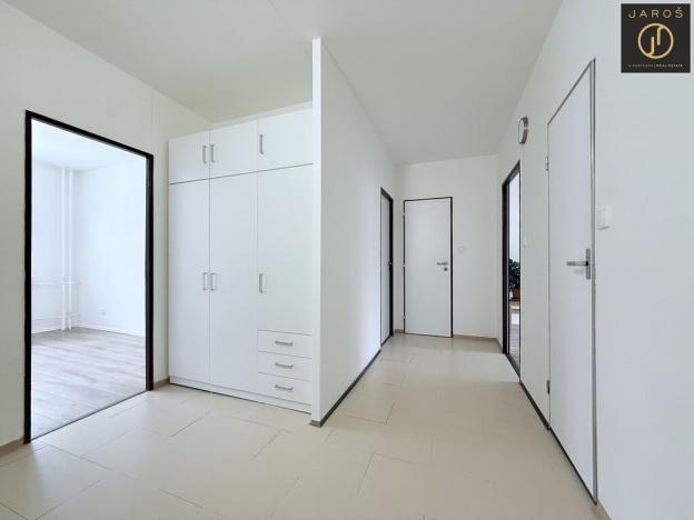 Pronájem bytu 3+1, Kladno, Na růžovém poli, 68 m2