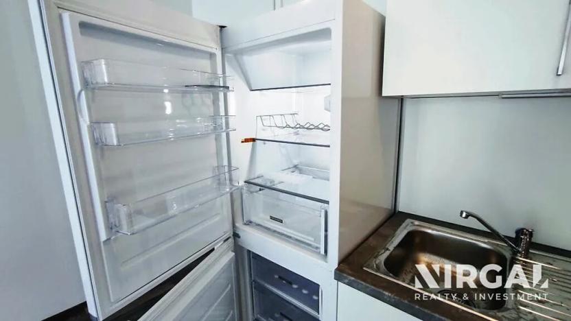 Pronájem bytu 1+kk, Praha - Strašnice, Zvěřinova, 39 m2