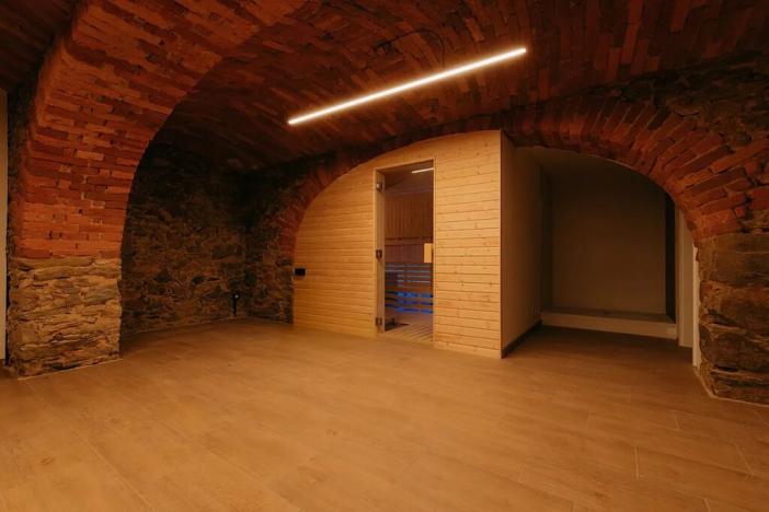 Prodej bytu 2+kk, Horní Planá, Náměstí, 59 m2