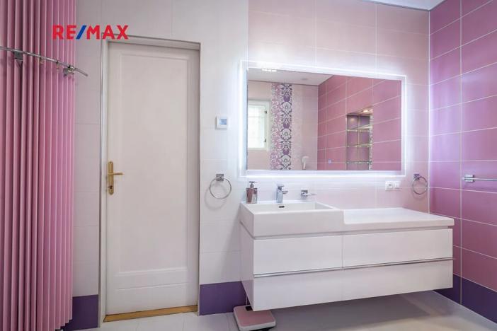 Prodej vily, Slaný, Máchova, 352 m2