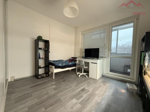 Prodej bytu 3+1, Jirkov, Na Borku, 75 m2