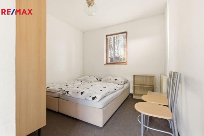 Prodej ubytování, Nová Role - Mezirolí, 795 m2