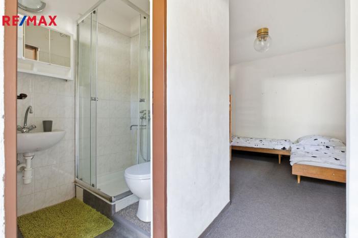 Prodej ubytování, Nová Role - Mezirolí, 795 m2