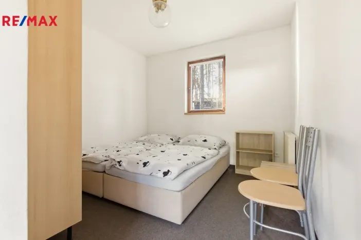 Prodej ubytování, Nová Role - Mezirolí, 795 m2