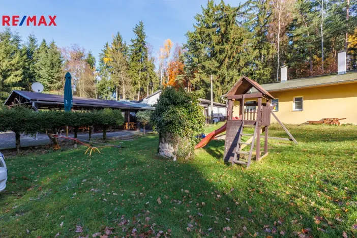 Prodej ubytování, Nová Role - Mezirolí, 795 m2