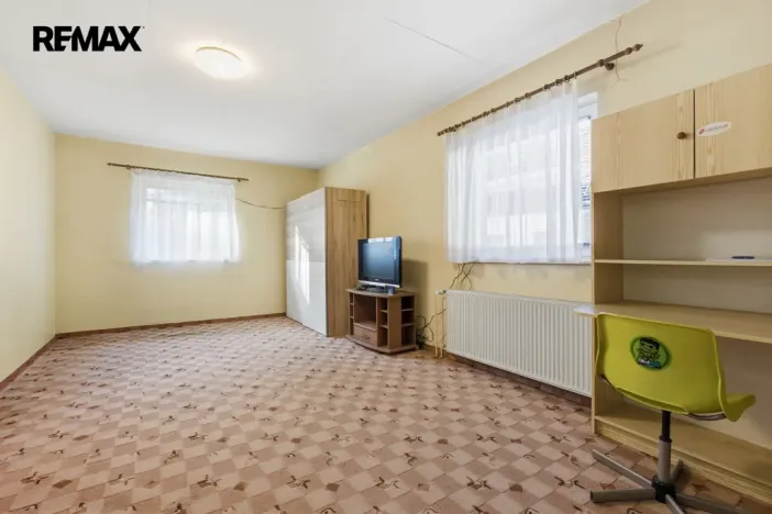 Prodej ubytování, Nová Role - Mezirolí, 795 m2