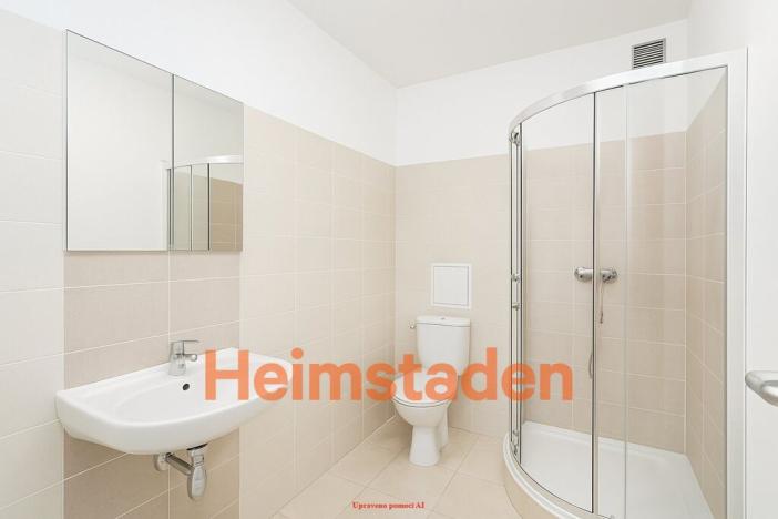 Pronájem bytu 1+kk, Havířov - Město, Hlavní třída, 35 m2