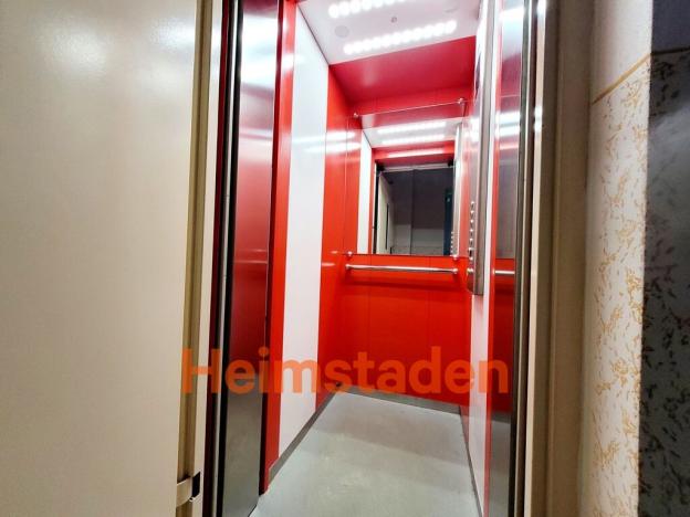 Pronájem bytu 1+kk, Havířov - Město, Hlavní třída, 35 m2