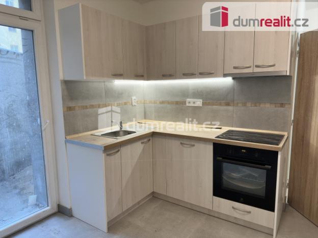 Pronájem bytu 2+1, Ústí nad Labem, Palachova, 65 m2