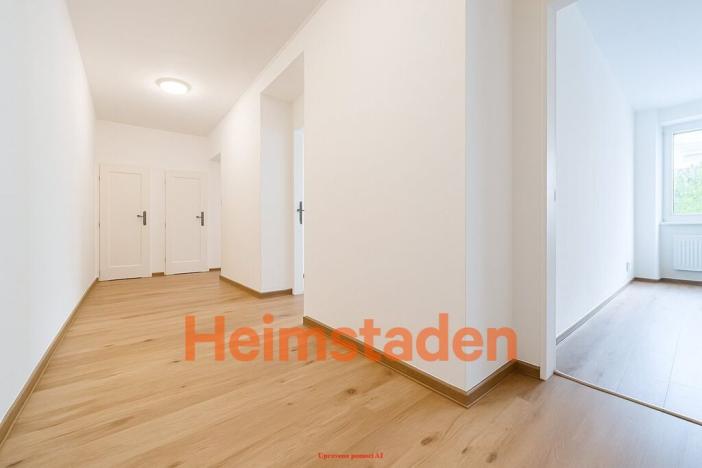 Pronájem bytu 3+1, Ostrava - Poruba, náměstí Vítězslava Nováka, 77 m2