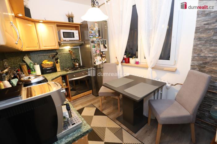 Prodej bytu 2+1, Hroznětín, Sídliště, 57 m2