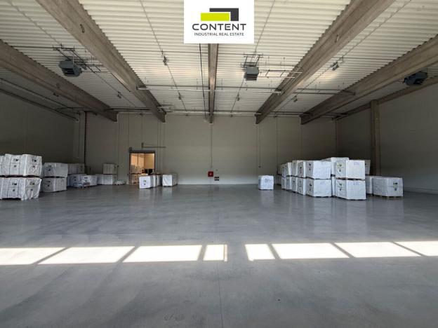 Pronájem skladu, Králův Dvůr - Počaply, Pod Dálnicí, 875 m2