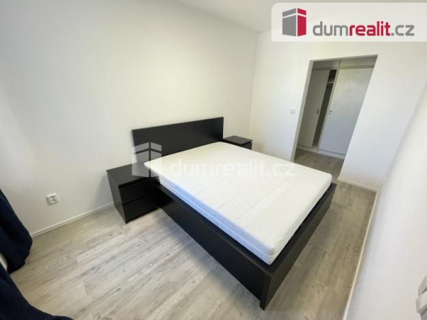 Pronájem bytu 2+kk, Praha - Kunratice, Velké Kunratické, 57 m2