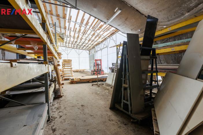 Prodej výrobních prostor, Karlovy Vary - Rybáře, Sokolovská, 1766 m2