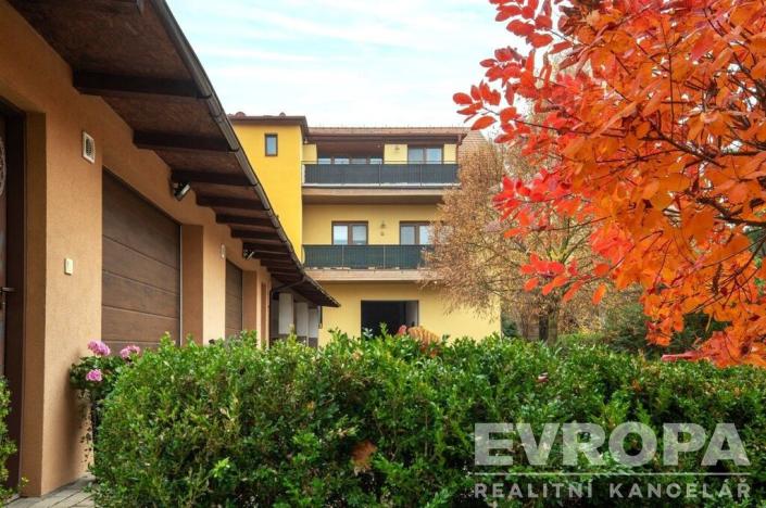 Prodej rodinného domu, Praha - Lipence, Josefa Houdka, 958 m2