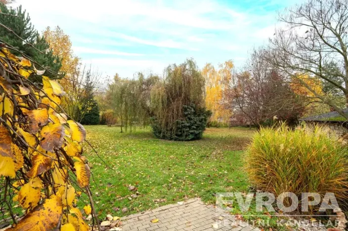 Prodej rodinného domu, Praha - Lipence, Josefa Houdka, 958 m2