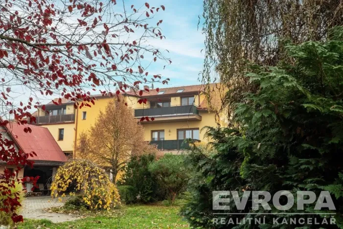 Prodej rodinného domu, Praha - Lipence, Josefa Houdka, 958 m2