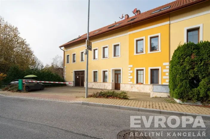 Prodej rodinného domu, Praha - Lipence, Josefa Houdka, 958 m2