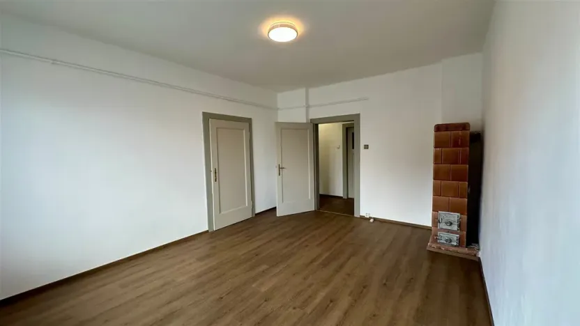 Pronájem bytu 2+1, Cheb, Májová, 63 m2