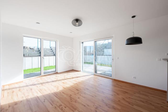 Pronájem bytu 2+kk, Roztoky, Václava Havla, 50 m2