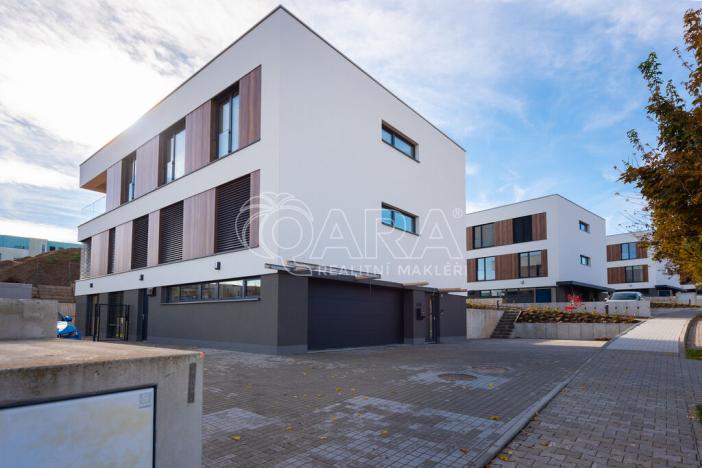 Pronájem bytu 2+kk, Roztoky, Václava Havla, 50 m2