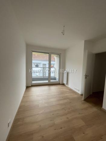 Pronájem bytu 3+kk, České Budějovice, Hálkova, 54 m2