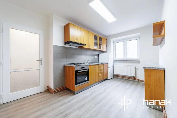 Prodej bytu 2+1, Olomouc, Jungmannova, 52 m2