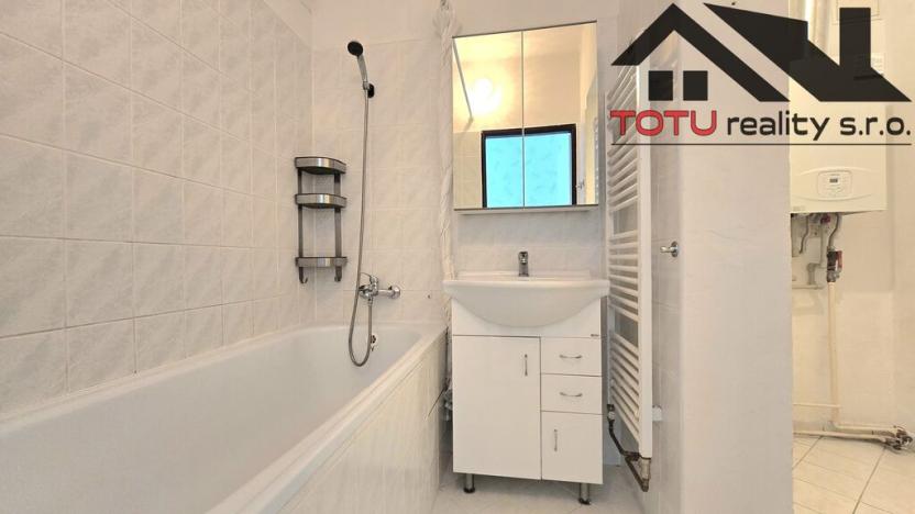 Prodej bytu 3+1, Jaroměř, Na Cihelnách, 75 m2