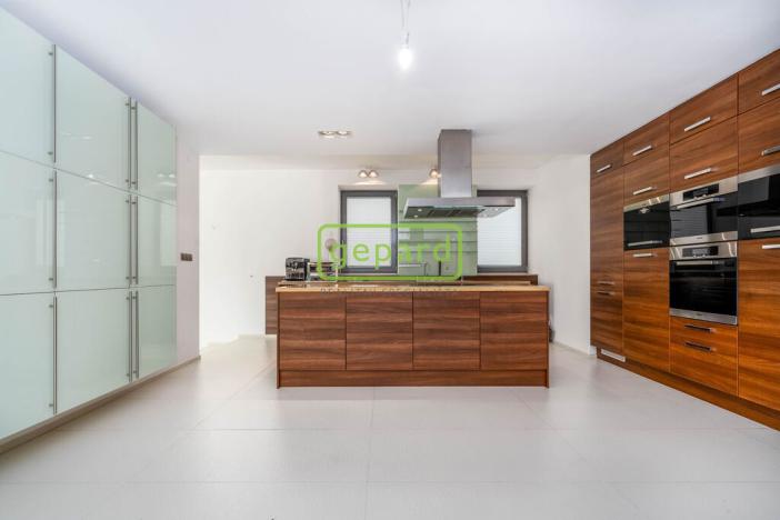 Prodej vícegeneračního domu, Kounice, 636 m2