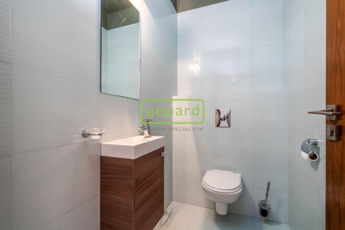 Prodej vícegeneračního domu, Kounice, 636 m2