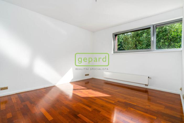 Prodej vícegeneračního domu, Kounice, 636 m2