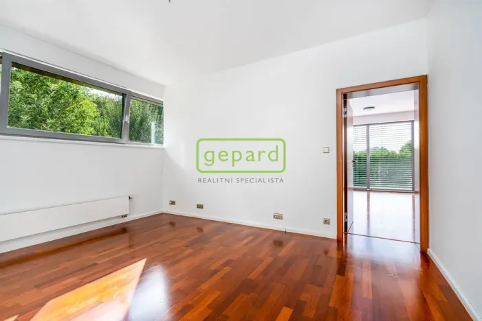 Prodej vícegeneračního domu, Kounice, 636 m2